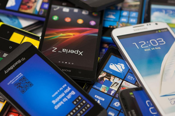 Expected sharp decline in the smartphone market is confirmed