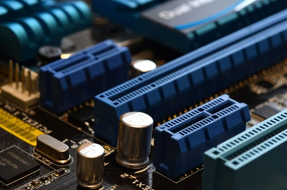 The PCI Express 7.0 standard is nearing validation: we'll see you next year!